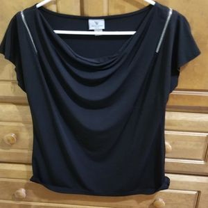 Black Top w/Zipper Detailing